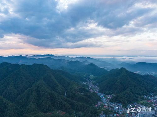 白云生處有好景 全國主流融媒體 云上中國行 活動走進修水鳳凰網江西 鳳凰網